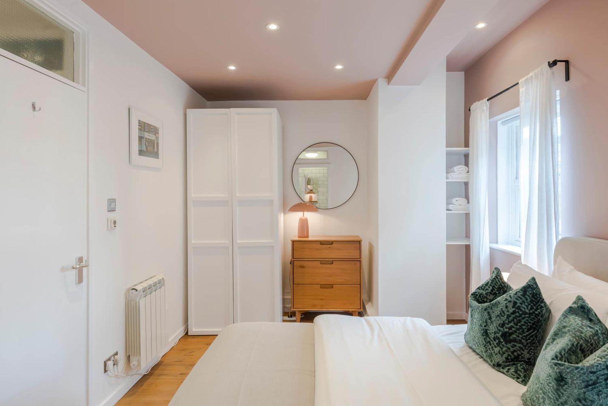 Bijou Flat On Broadway Market London Exterior photo